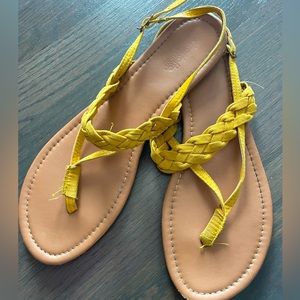 Yellow Charlotte Russe flip flops!!